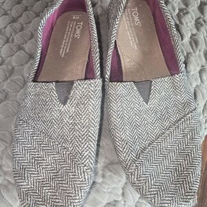 TOMS Women's Herringbone Gray Flats